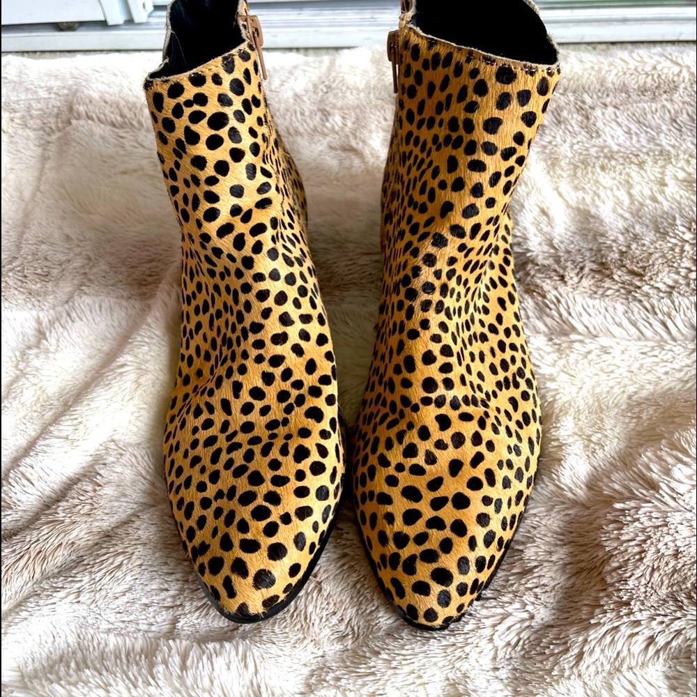 Gap animal print booties
